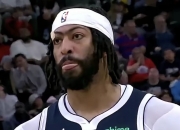 蜂鸟竞技-包含浓眉哥迎来五赛季高光表现，加拿大队球迷沸腾！的词条