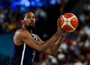 蜂鸟电竞- 杜兰特关键节点赛况扑朔迷离,德国队带队取胜了吗 