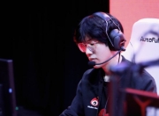 蜂鸟电竞- theshy第一把滑板鞋回放 