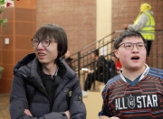 蜂鸟电竞-穆古鲁扎意外战胜RNG，战术调整引爆全场！观众掌声雷动的简单介绍